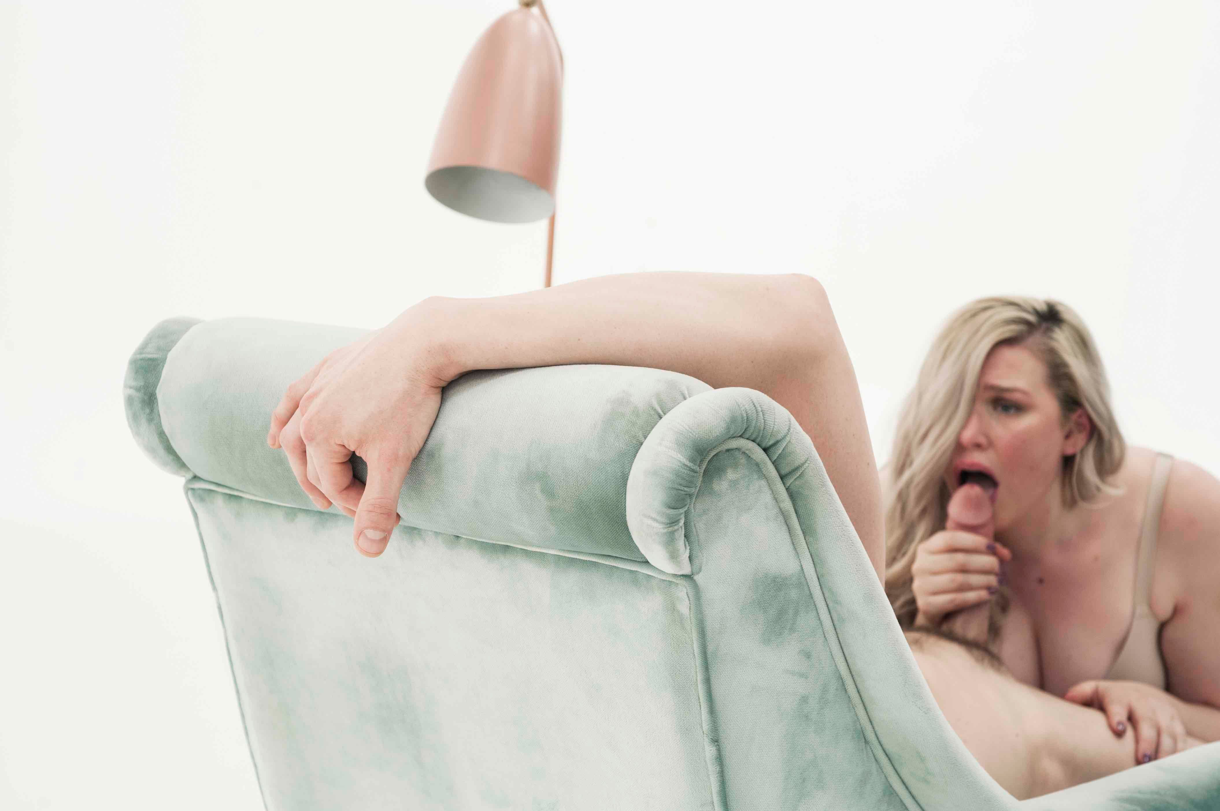 Tips n Tricks for Suckin Dicks an erotic film still 