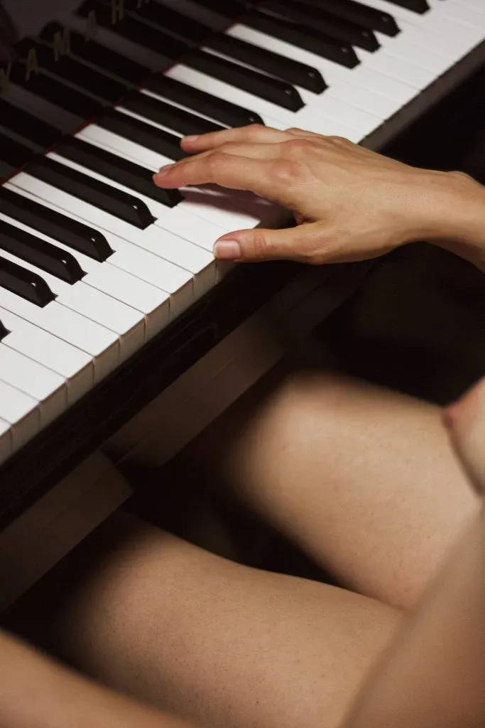artistic porn Hysterical Piano Concert